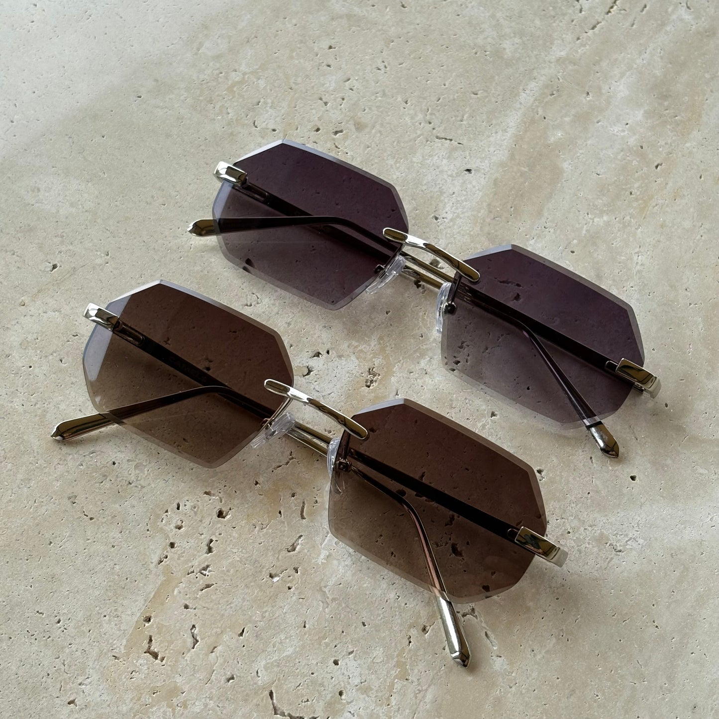 Octa brown