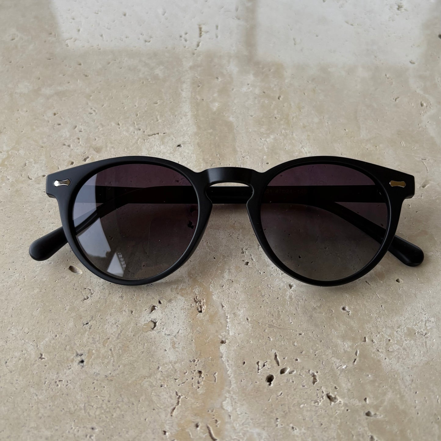 Sola matte black
