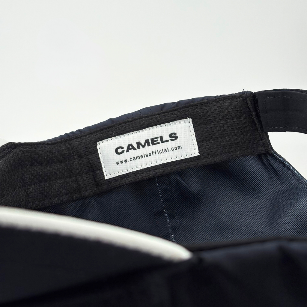 Very dark navy blue cap