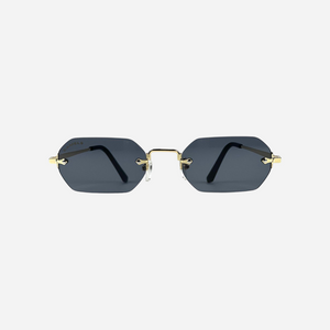 black classic sunglasses