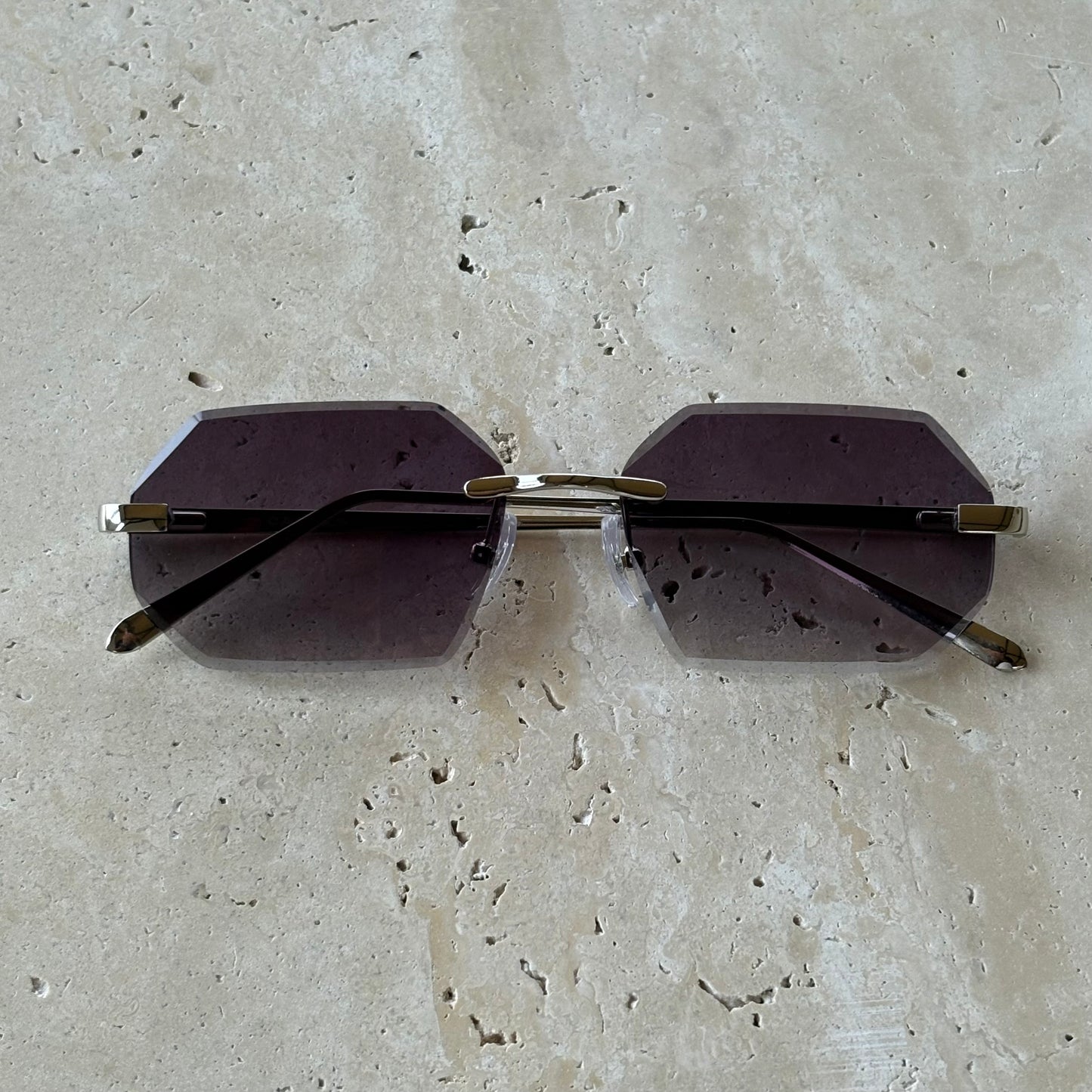 Octa gray