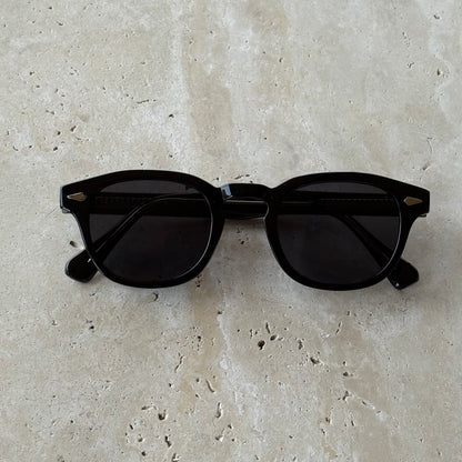 vintage black