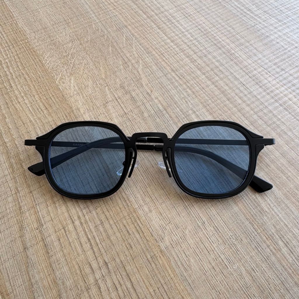 Nava Black Black